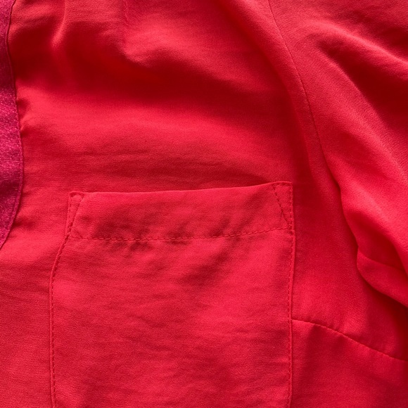 H&M Red 3/4 Sleeve Top - Picture 6 of 7